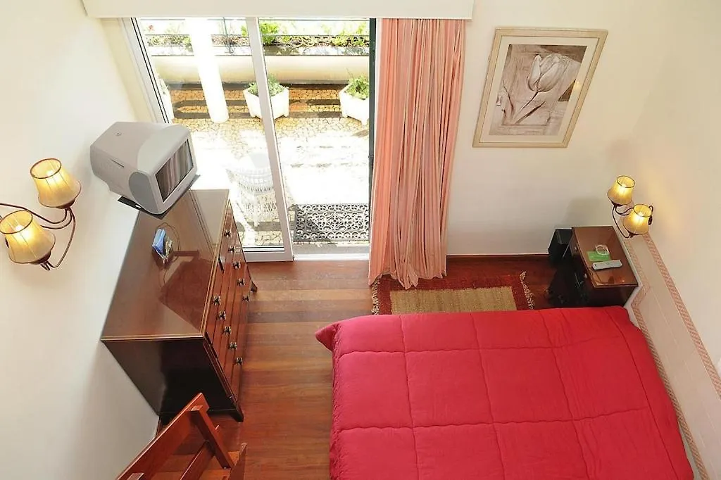 Very Confortable Holiday Villa In Canico, Madeira
