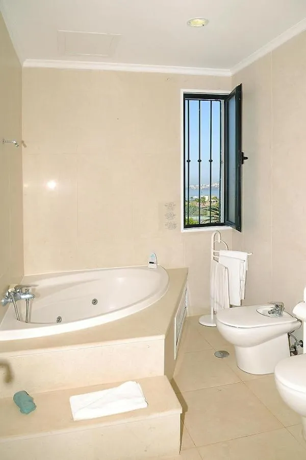 Very Confortable Holiday Villa In Canico, Madeira פורטוגל
